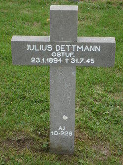 Graf van SS'er Julius Dettmann, die Anne Frank deporteerde (foto: 'Fred')