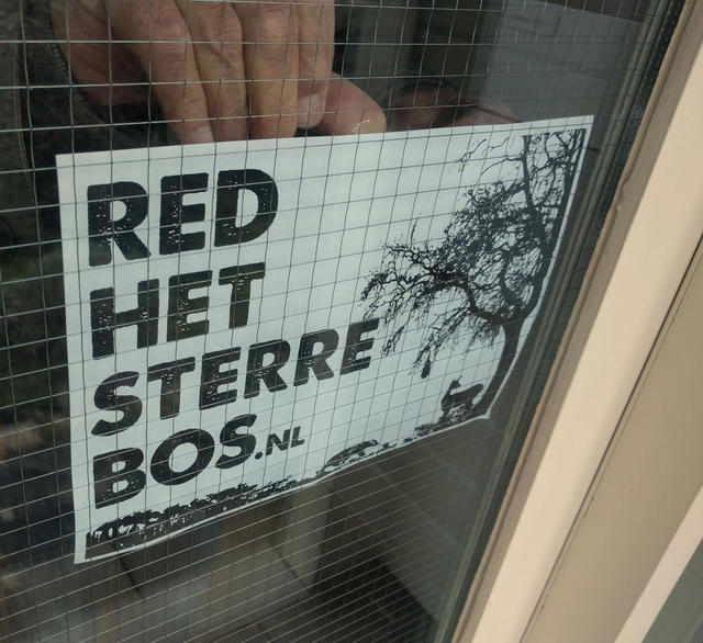 Red het Sterrebos raam poster.